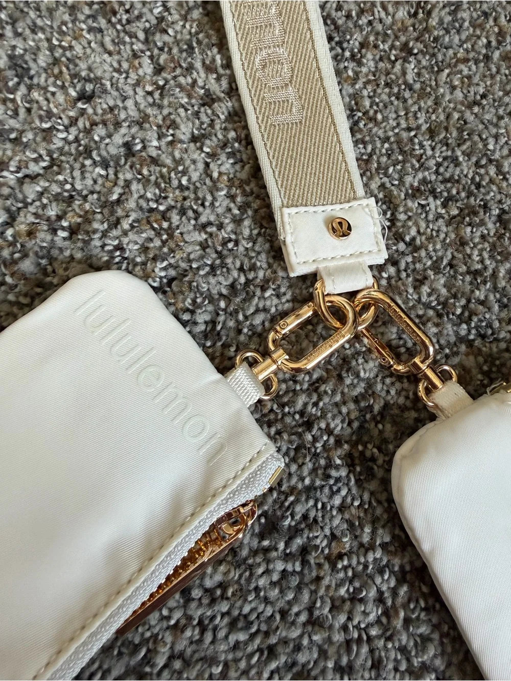 Lululemon Dual Pouch Wristlet Wordmark Gold White Opal Cream Pre-owned
